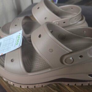 Crocs Mega Crush Platform Sandals – Taupe – W8 – New with Tags